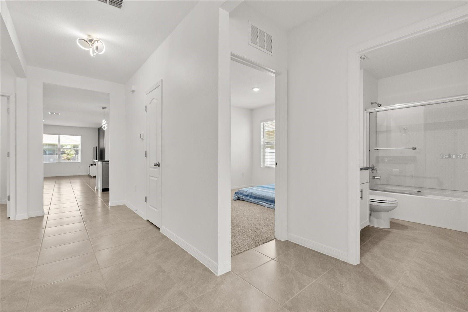 Image 11 of 43 For 1693 Barberry Drive