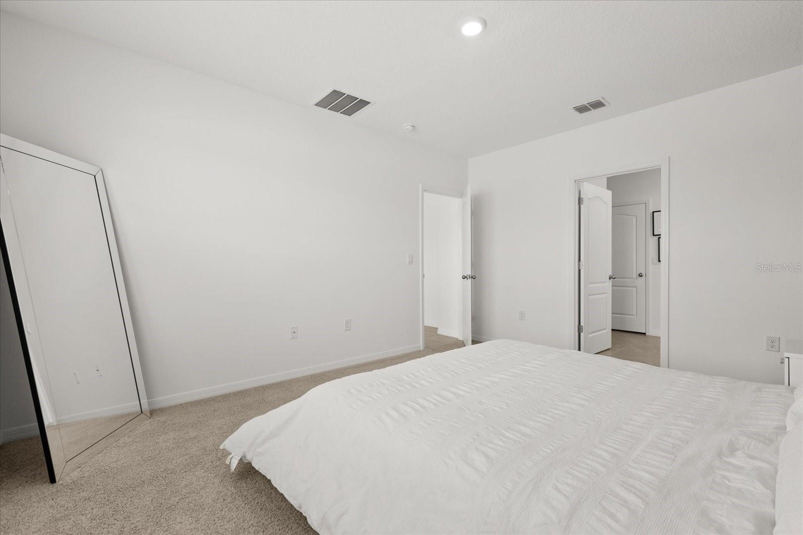 Image 19 of 43 For 1693 Barberry Drive