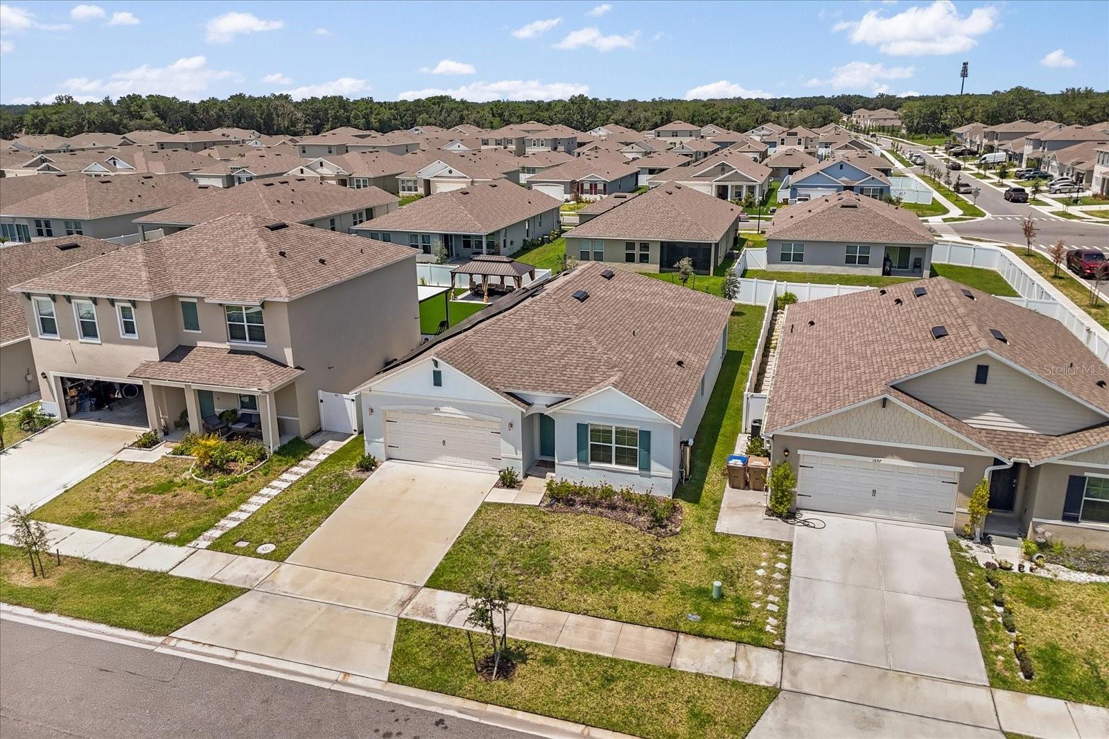 Image 31 of 43 For 1693 Barberry Drive