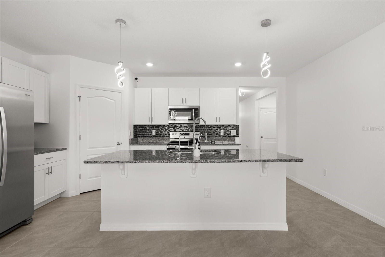 Image 8 of 43 For 1693 Barberry Drive