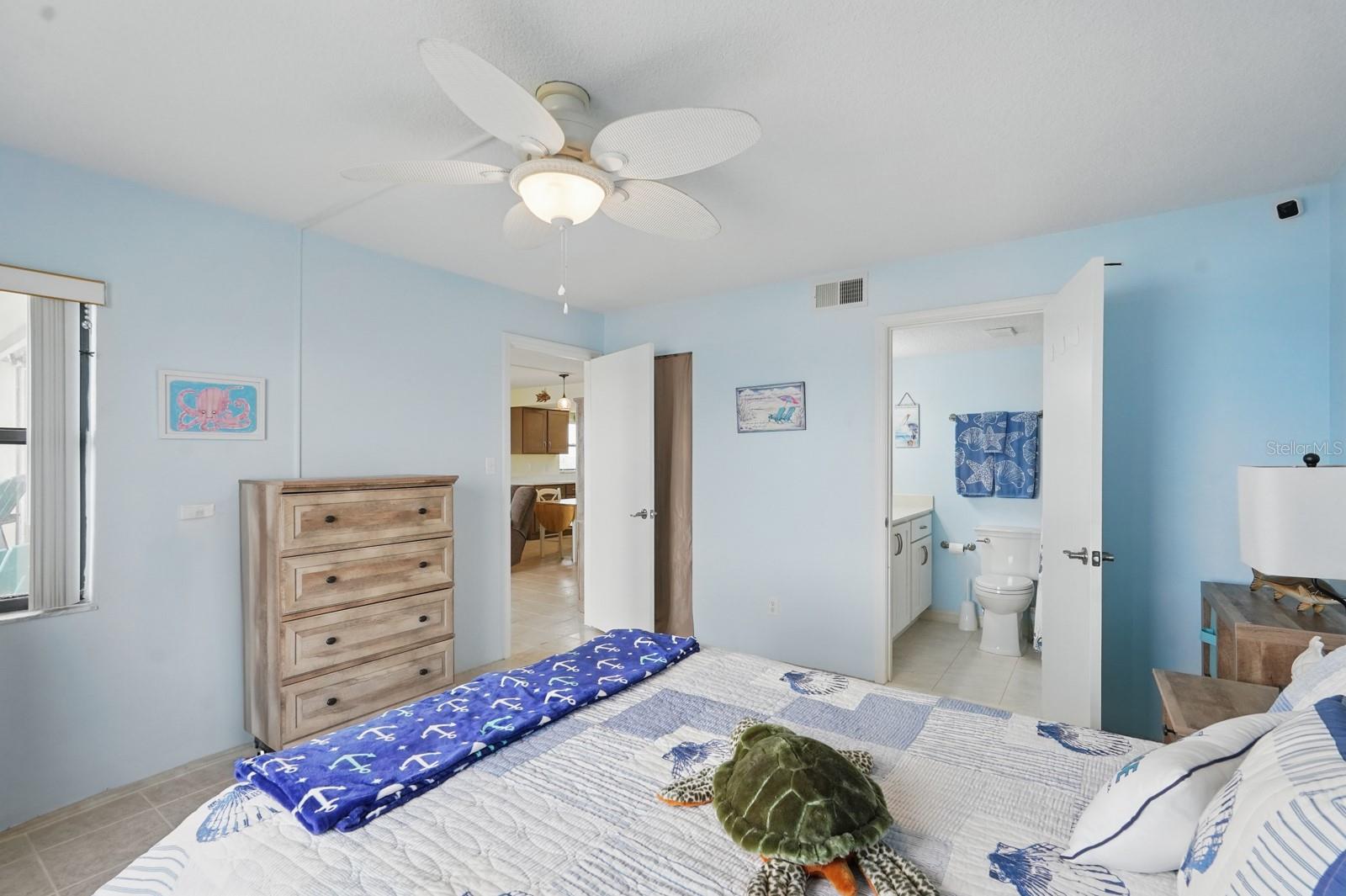 Image 19 of 30 For 3180 Ocean Shore Blvd  407