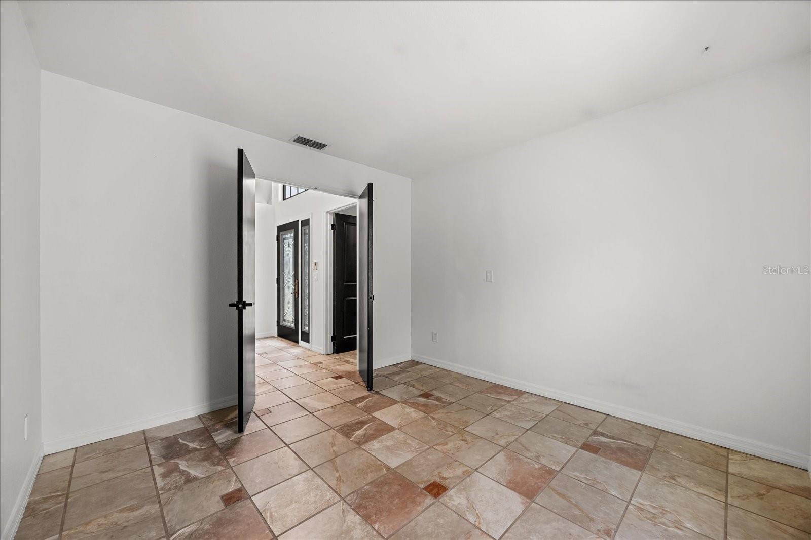 Image 15 of 38 For 5672 Parkview Lake Drive