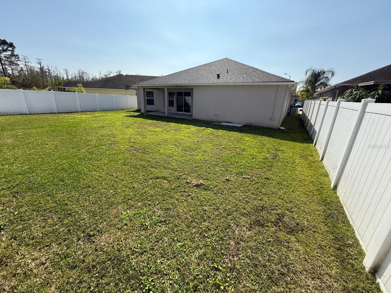 Image 20 of 21 For 1115 Fidelma Court