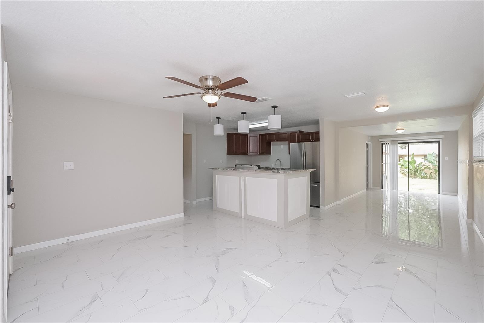 Image 4 of 16 For 1305 Walker Street