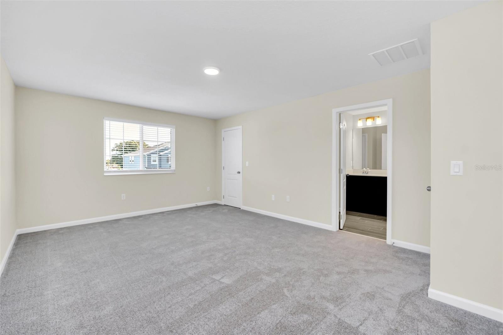 Image 17 of 29 For 2806 Narcoossee Commons Way