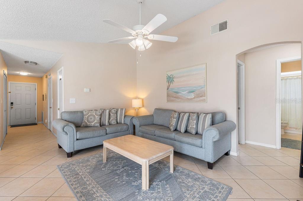 Image 17 of 38 For 7760 Indian Ridge Trail N