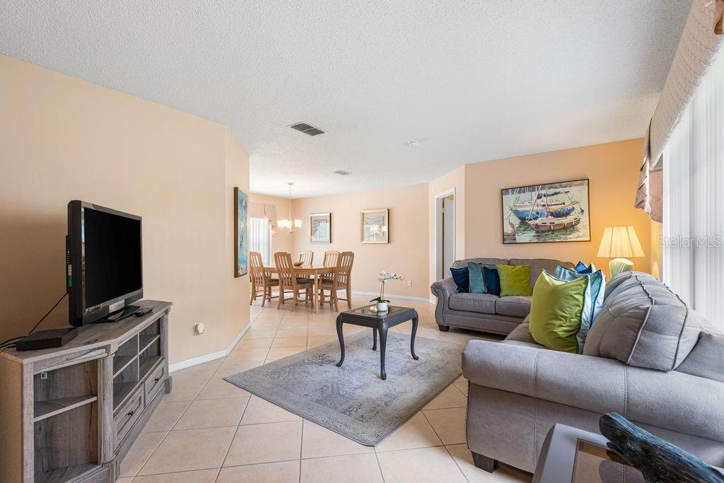Image 25 of 38 For 7760 Indian Ridge Trail N
