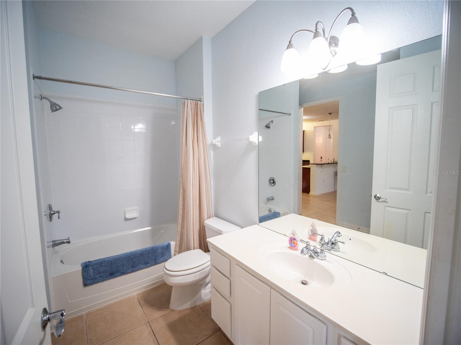 Image 19 of 33 For 4816 Cayview Avenue 20111