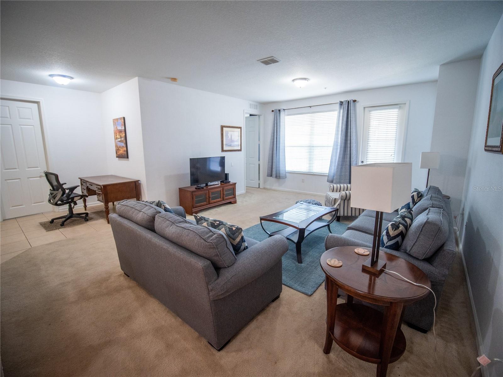 Image 7 of 33 For 4816 Cayview Avenue 20111