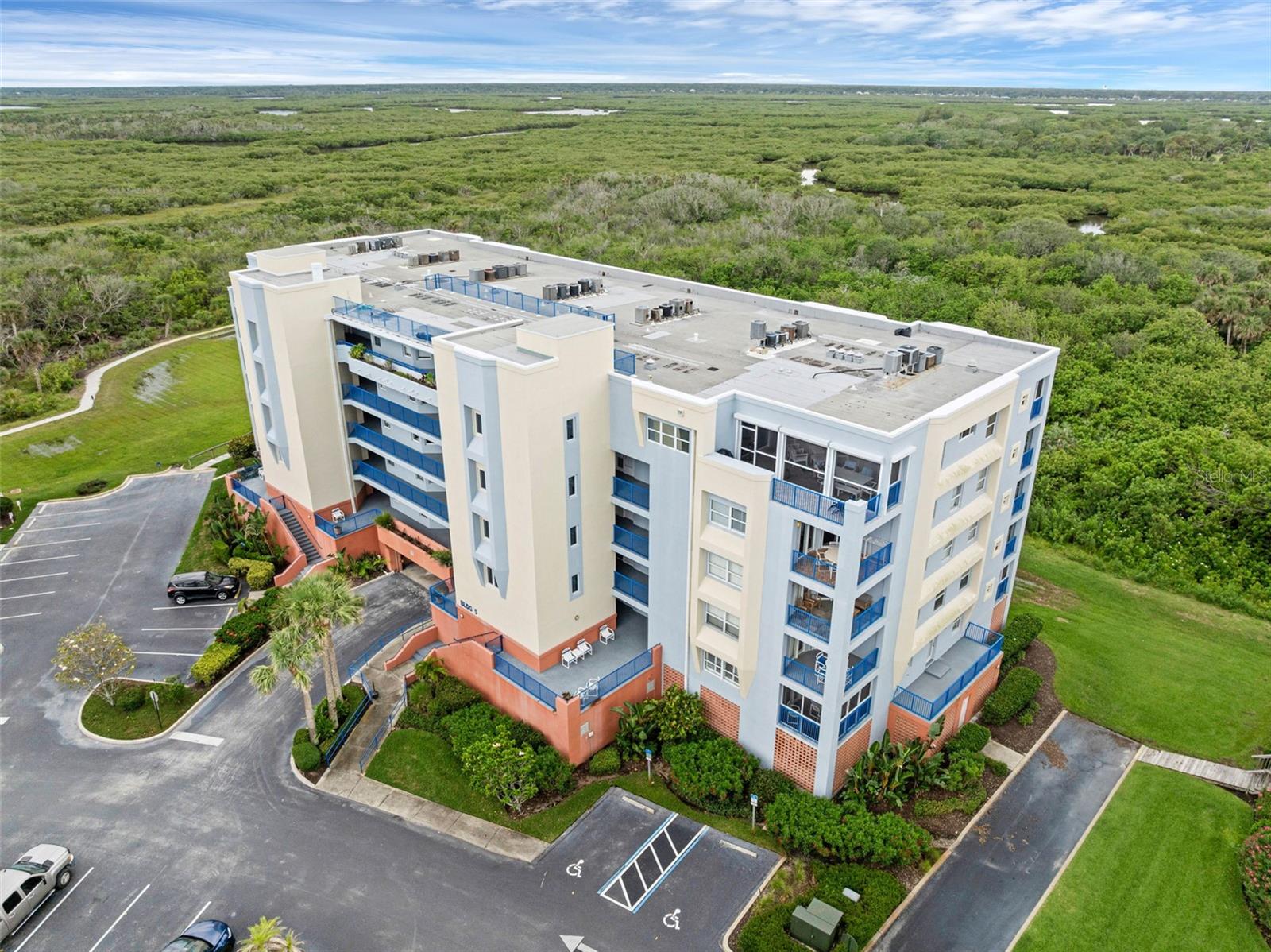 Image 37 of 40 For 5300 Atlantic Avenue 5507
