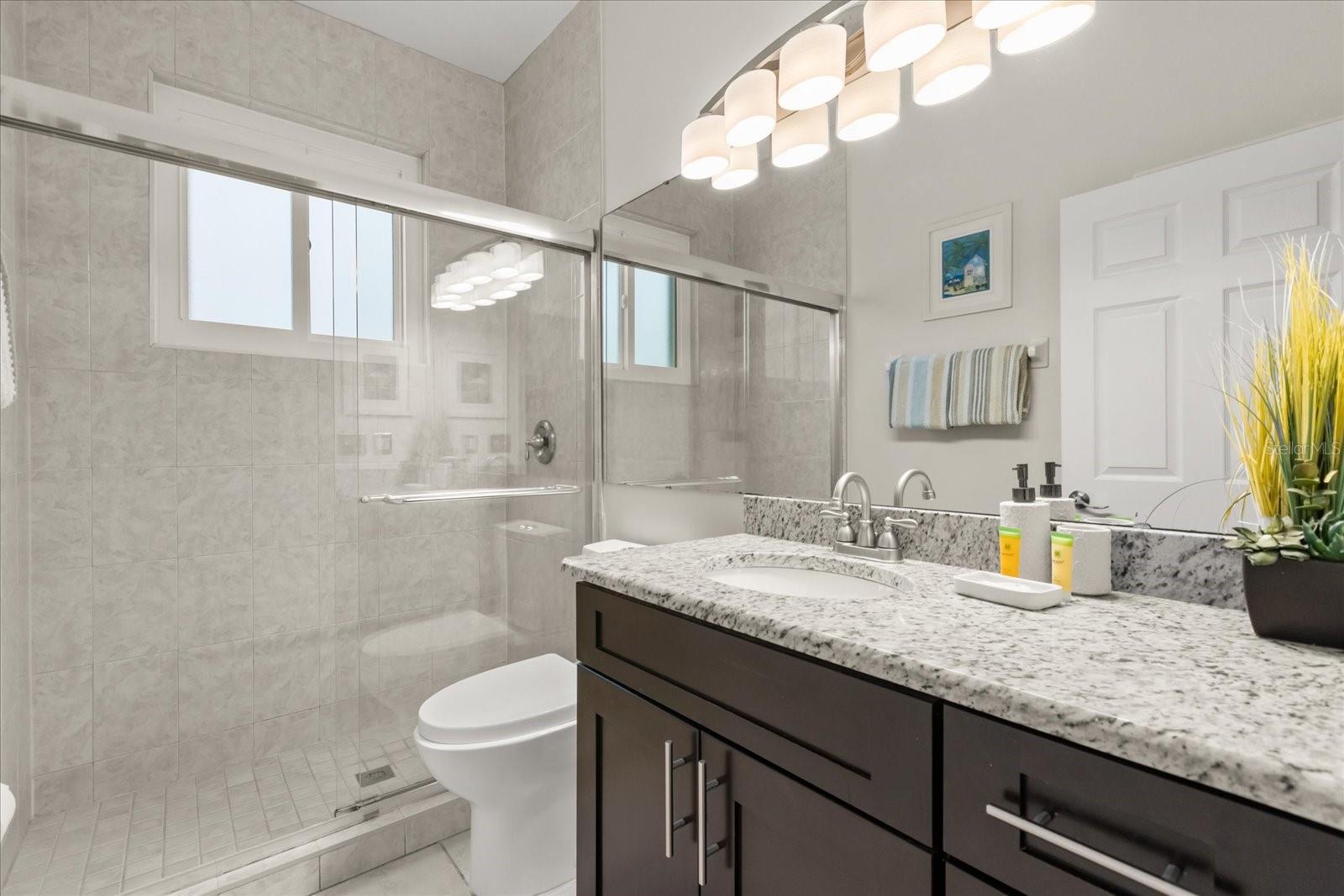 Image 20 of 42 For 8522 Blue Horizon Court
