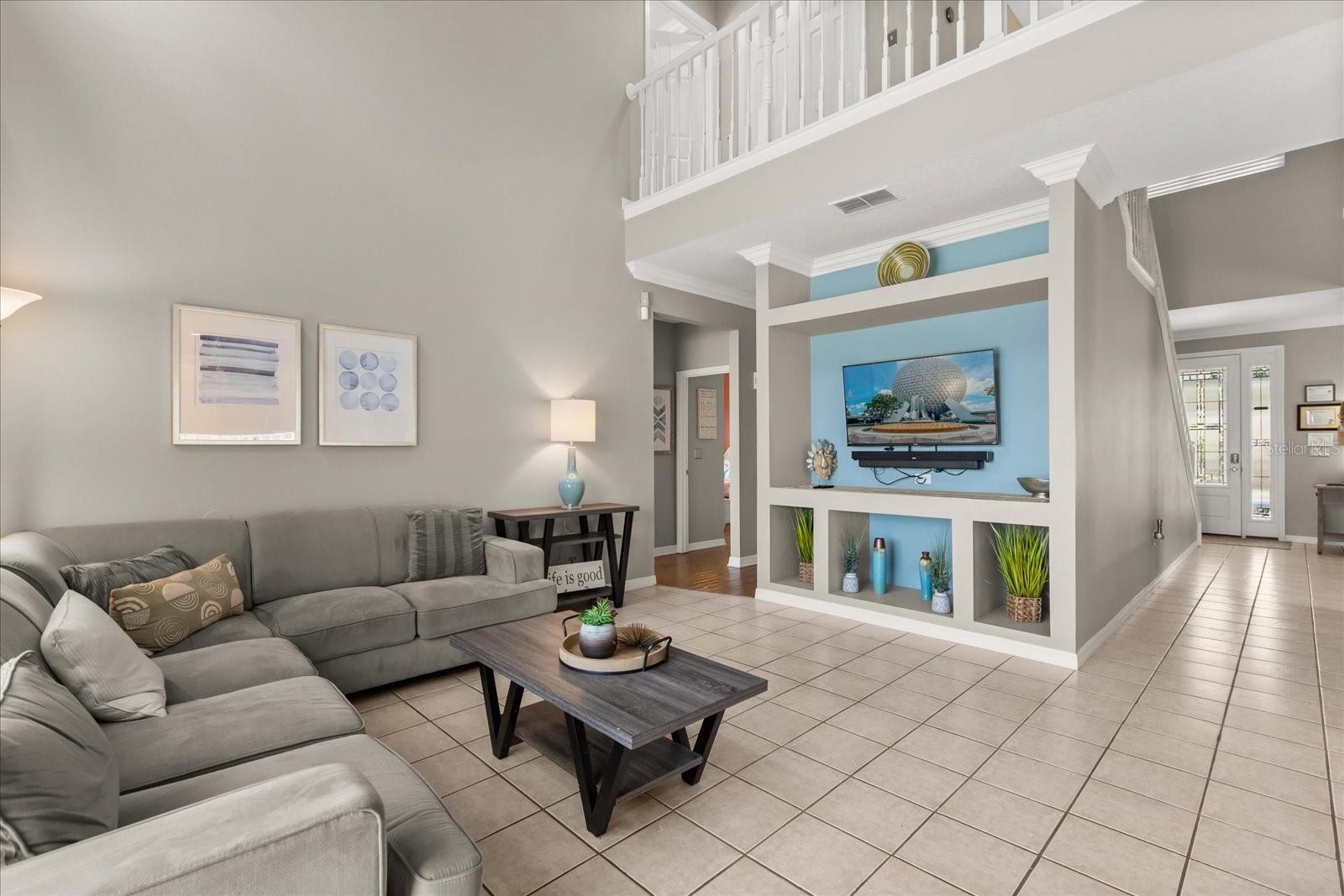 Image 3 of 42 For 8522 Blue Horizon Court