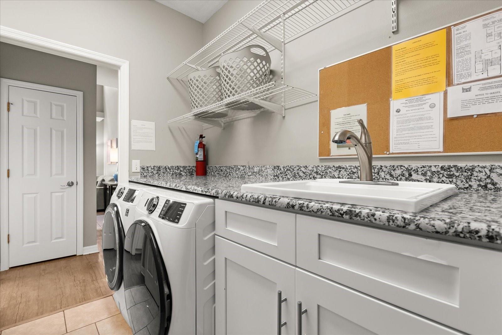 Image 32 of 42 For 8522 Blue Horizon Court