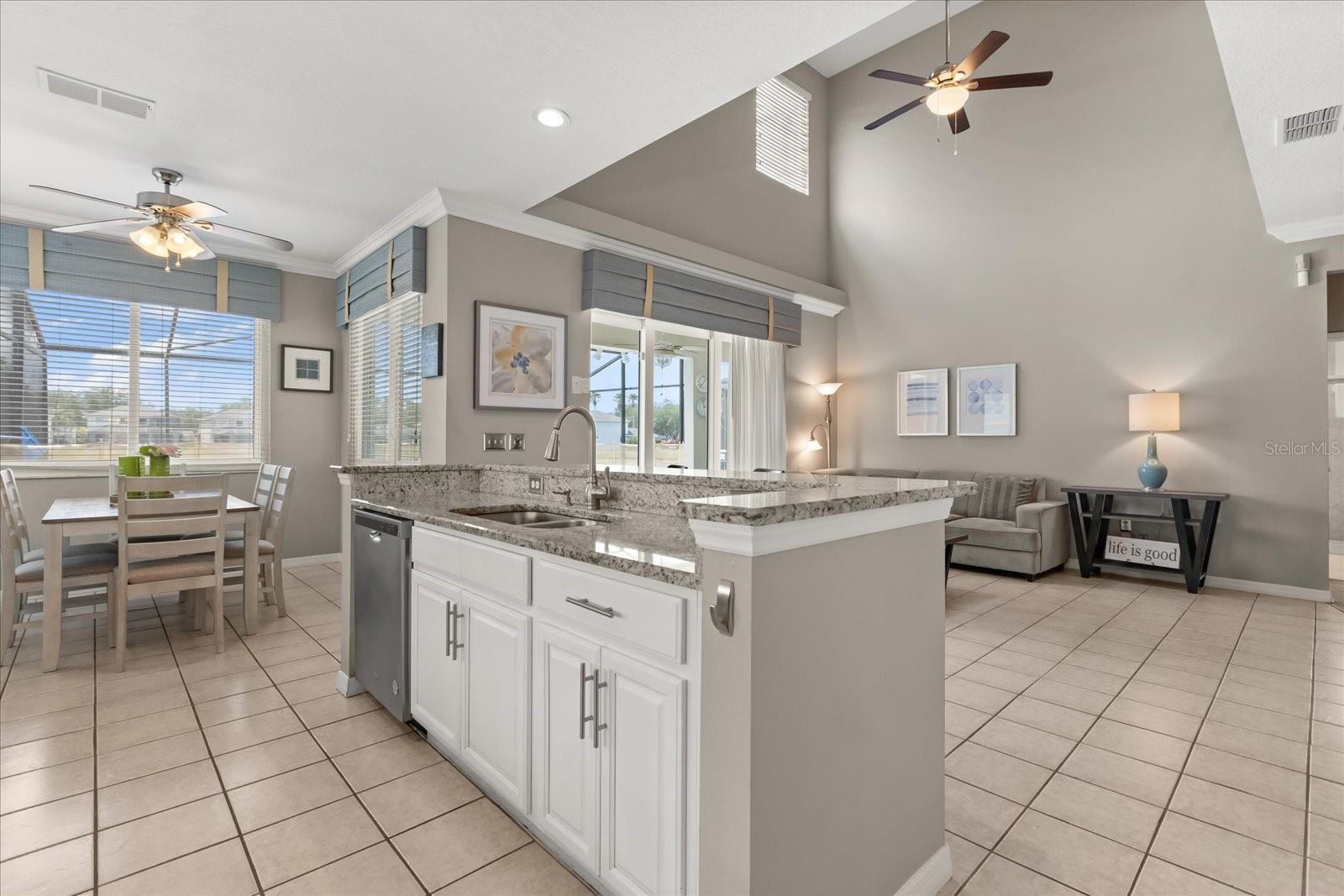 Image 7 of 42 For 8522 Blue Horizon Court