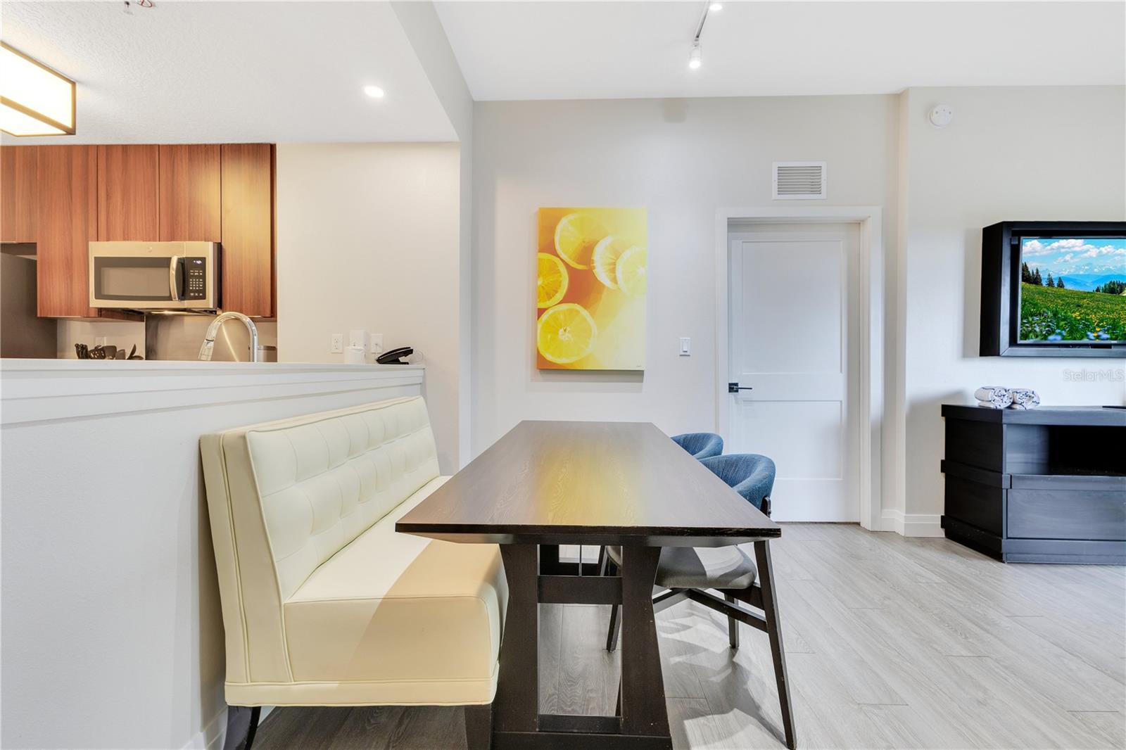 Image 9 of 37 For 14501 Grove Resort Avenue 2438