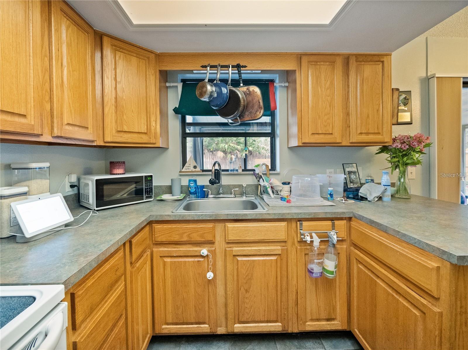Image 10 of 24 For 35724 Dawn Drive