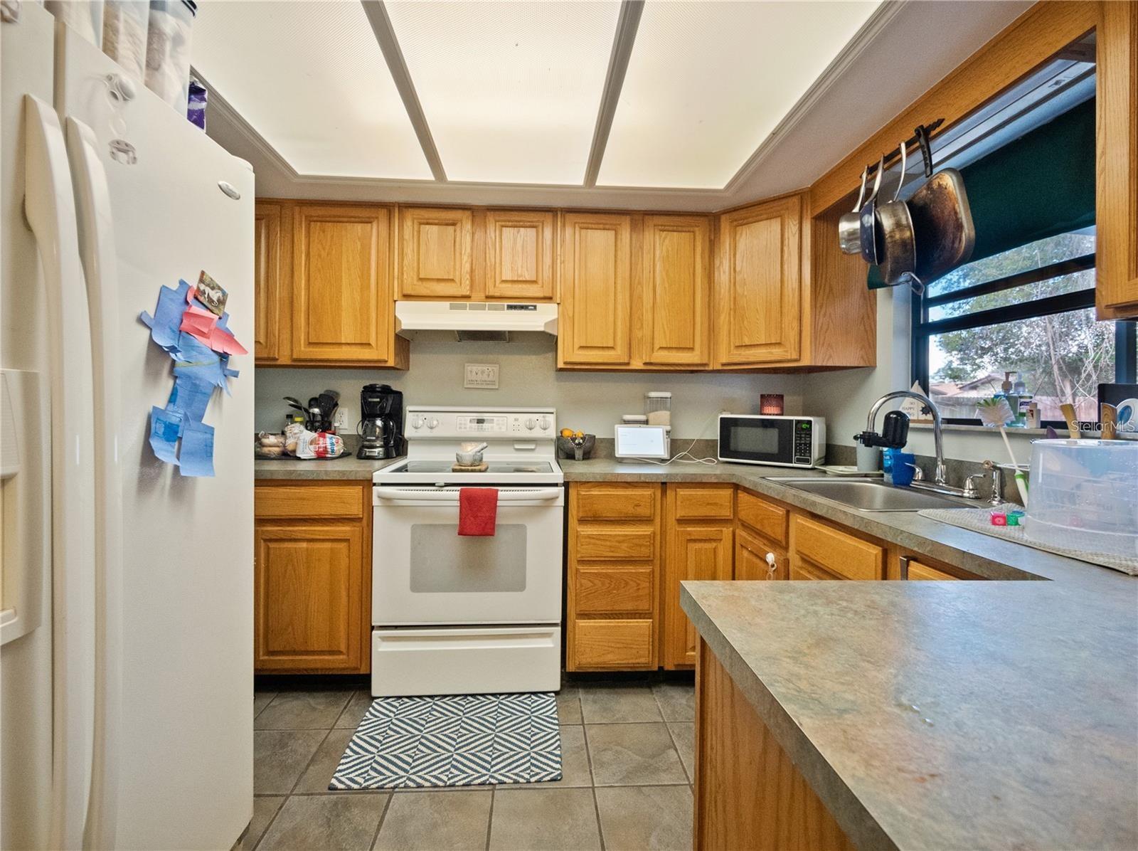 Image 11 of 24 For 35724 Dawn Drive