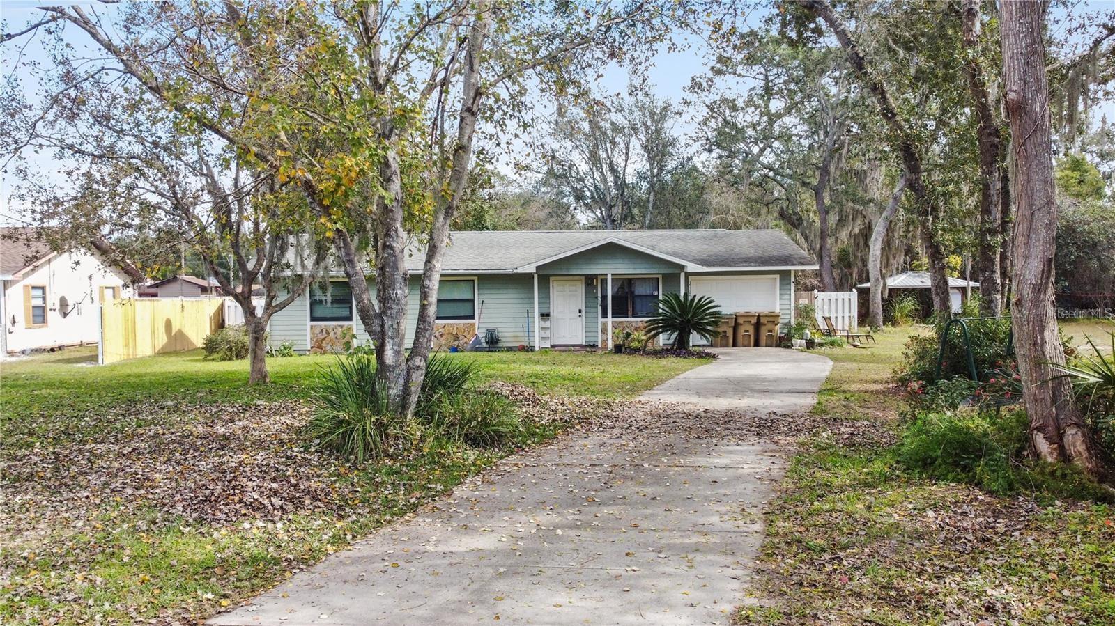 Image 4 of 24 For 35724 Dawn Drive