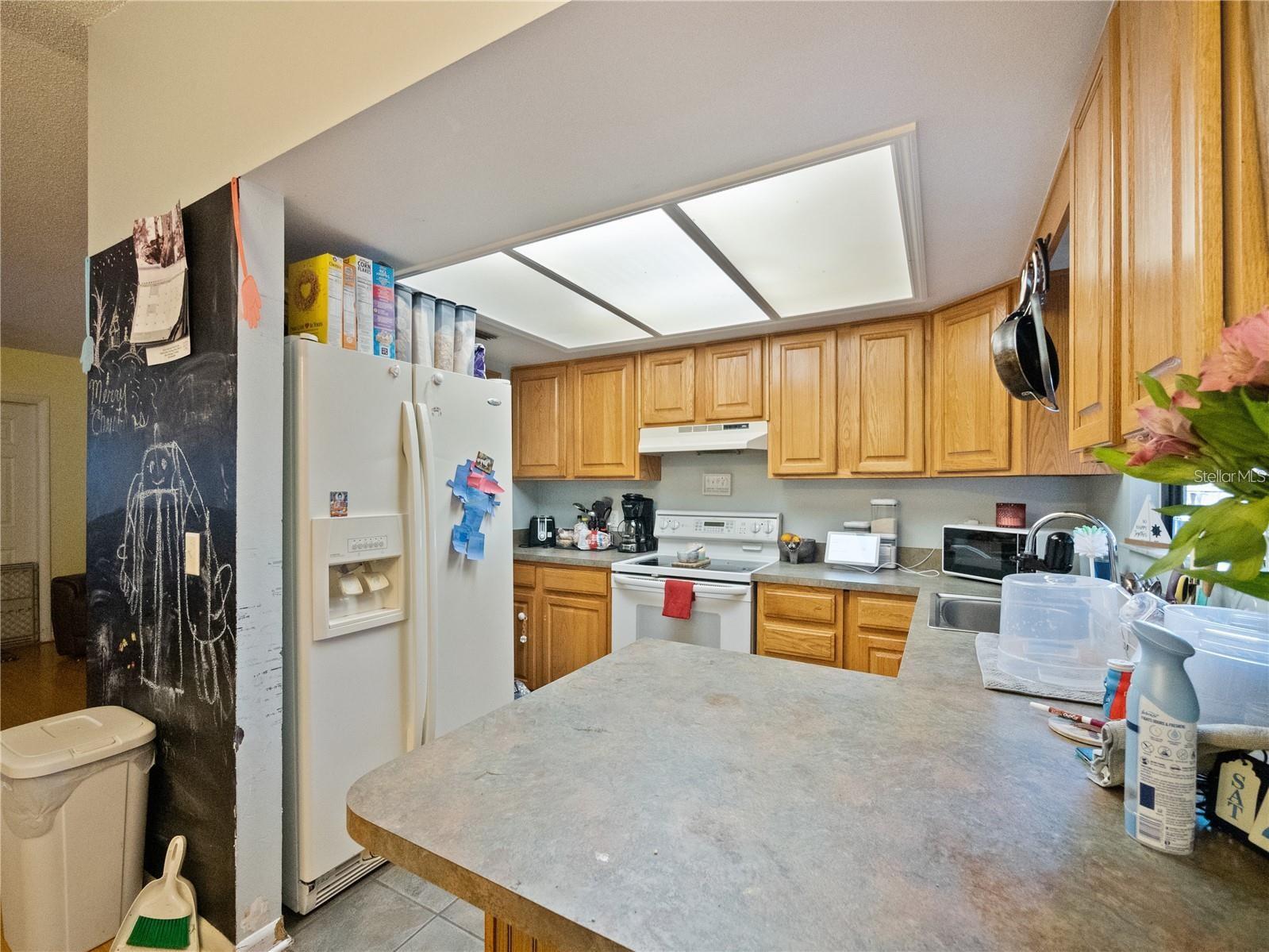 Image 9 of 24 For 35724 Dawn Drive