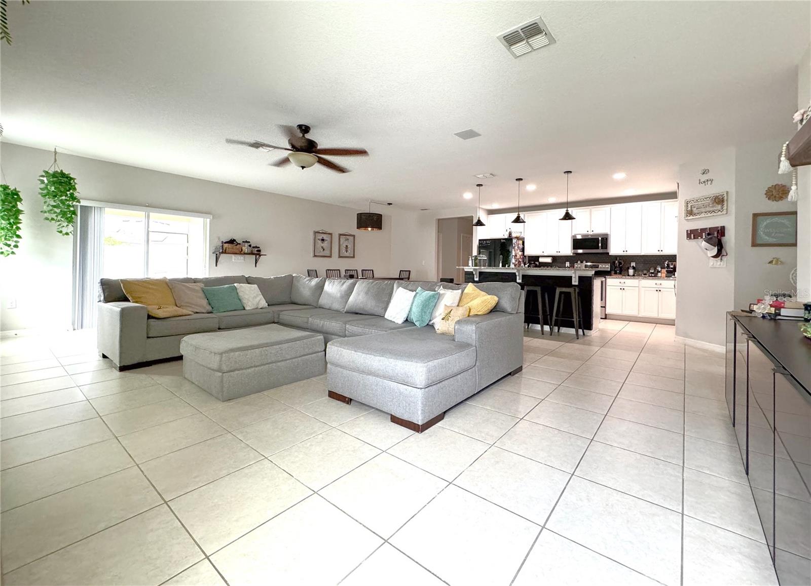 Image 5 of 15 For 318 Briarbrook Lane