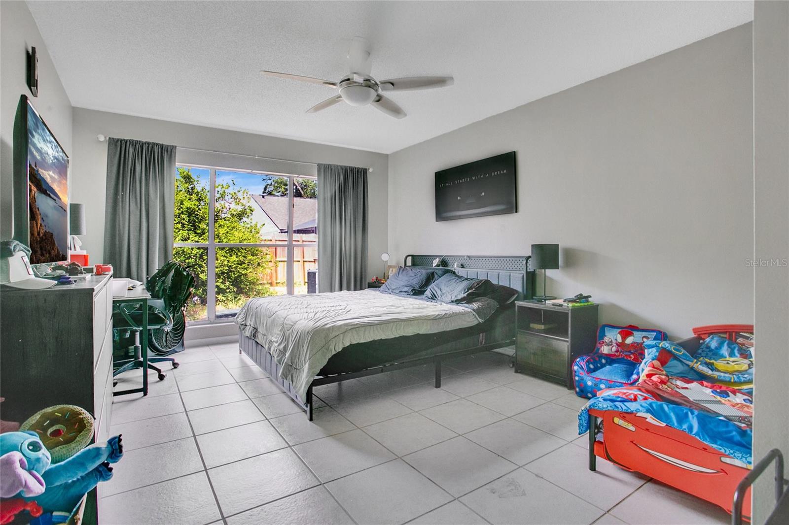 Image 11 of 30 For 468 Wexdon Court