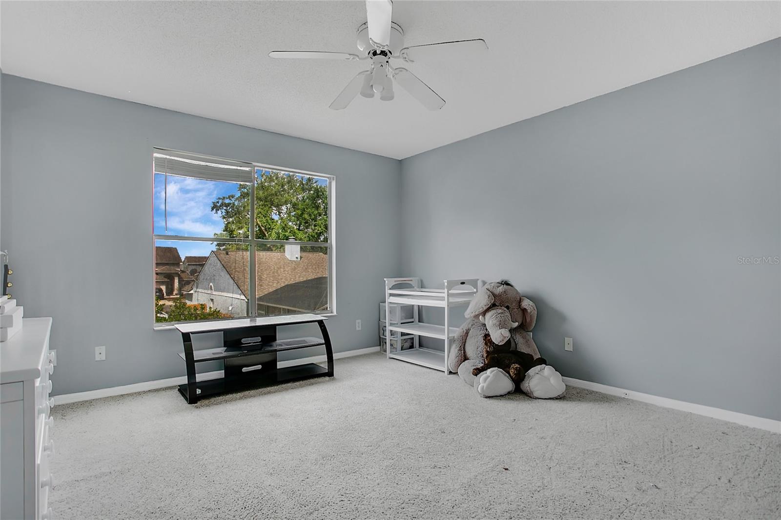 Image 14 of 30 For 468 Wexdon Court