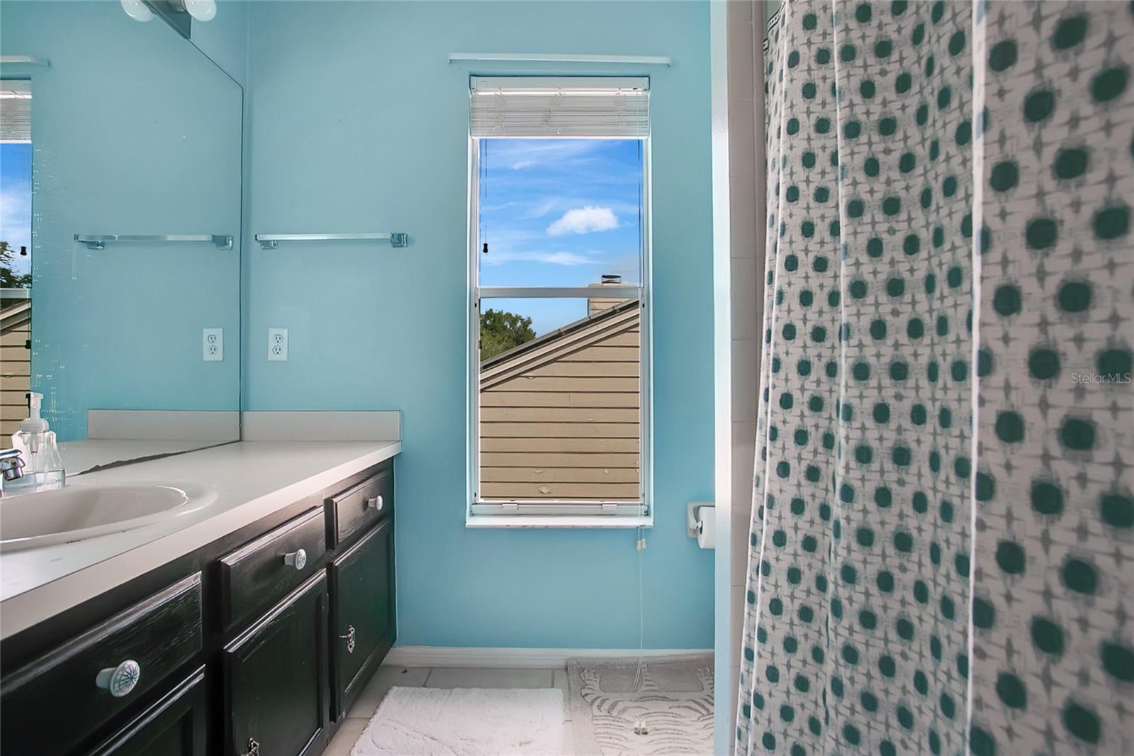 Image 15 of 30 For 468 Wexdon Court