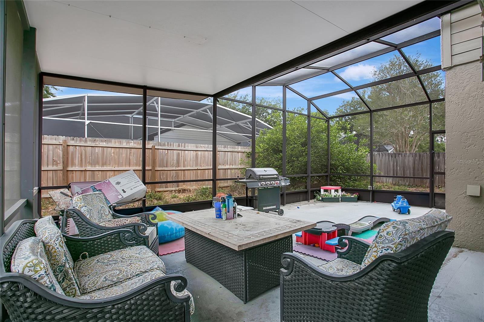 Image 20 of 30 For 468 Wexdon Court