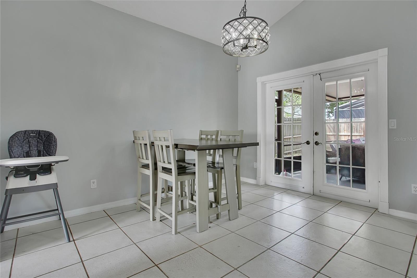 Image 7 of 30 For 468 Wexdon Court