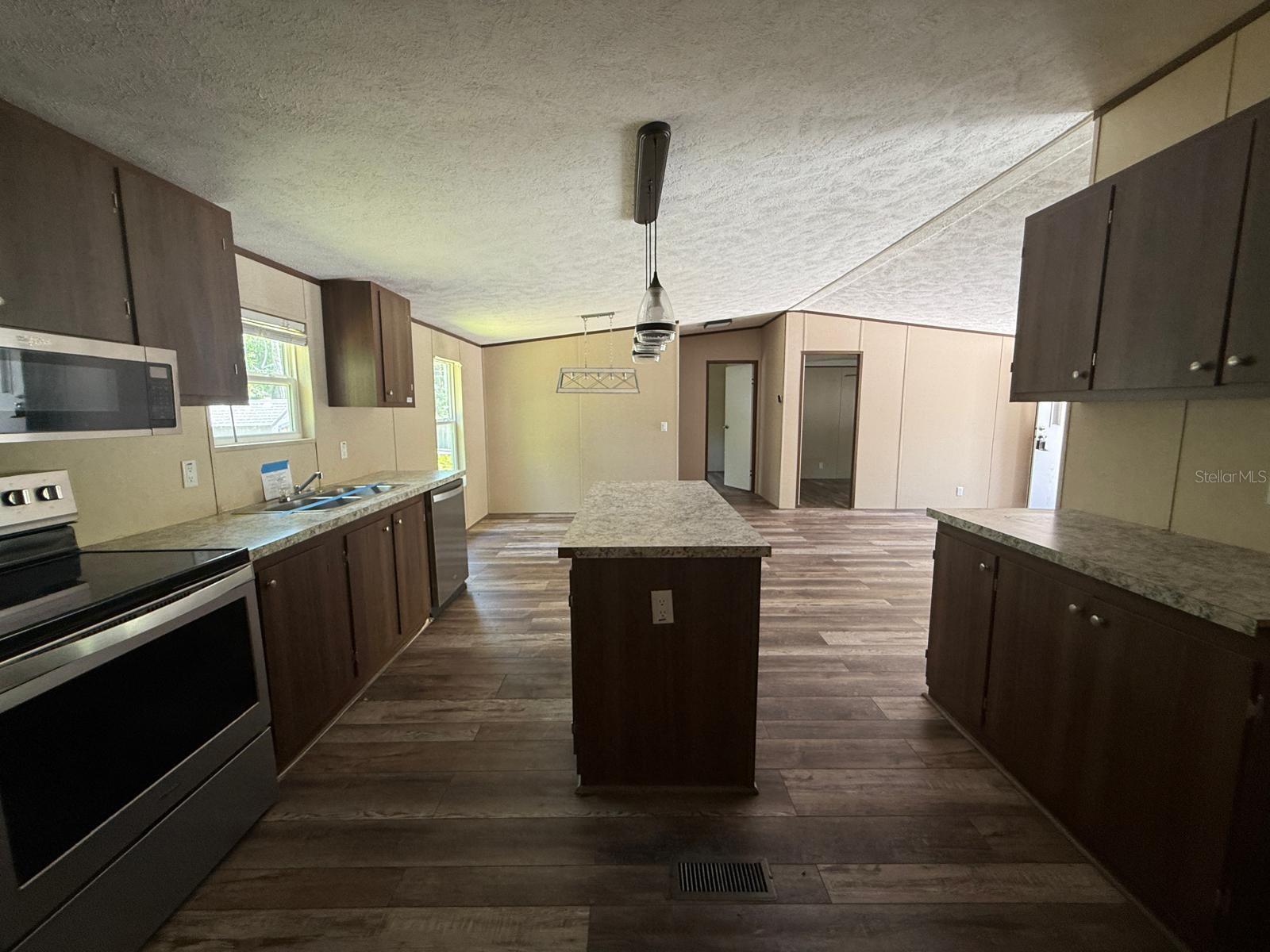 Details for 56048 Blue Creek Road, ASTOR, FL 32102