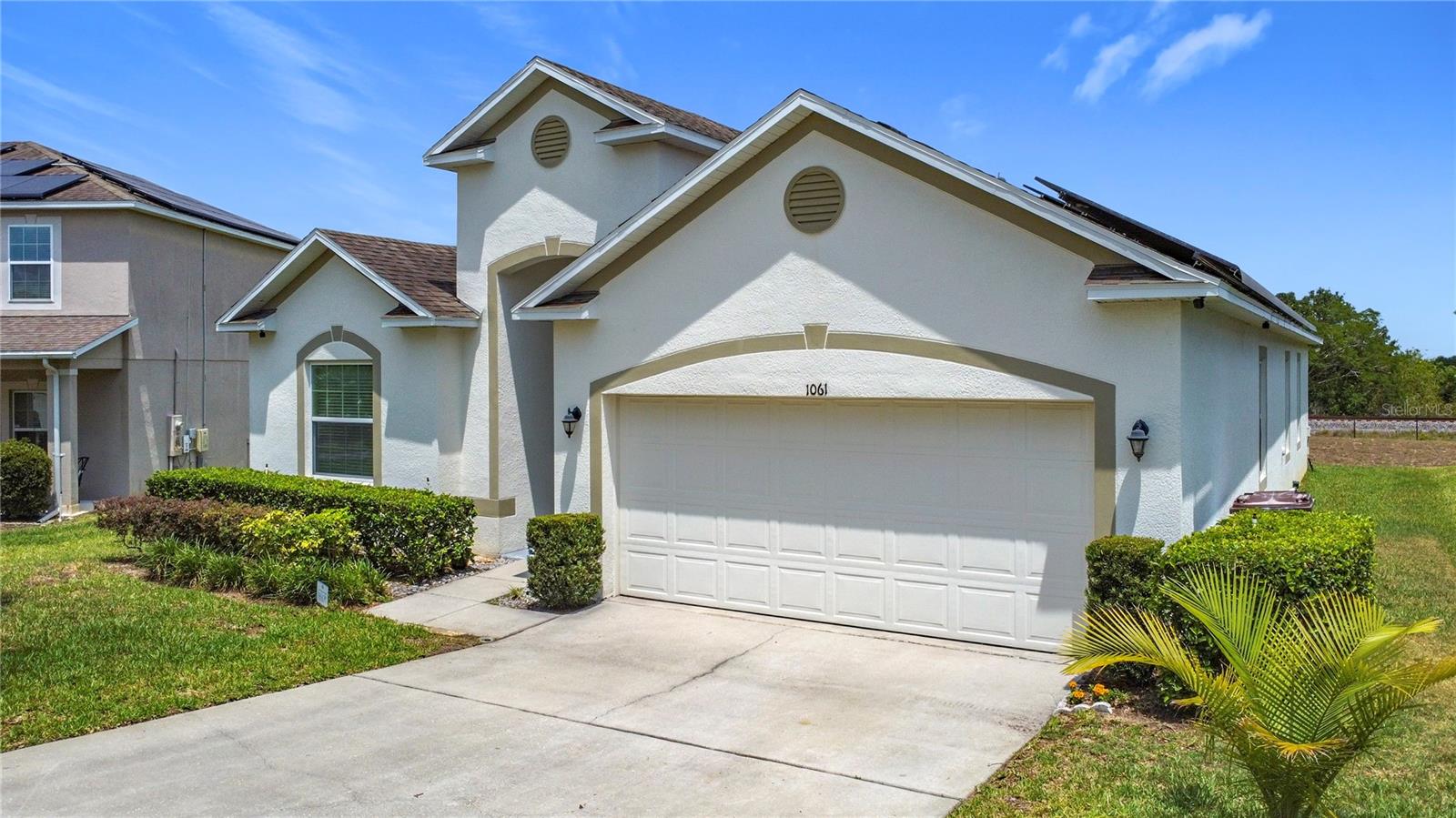 Image 2 of 47 For 1061 Suffragatte Circle
