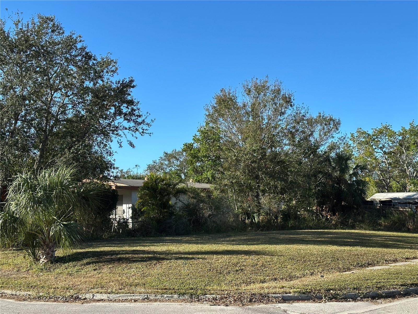 Image 2 of 4 For 1924 31st Street