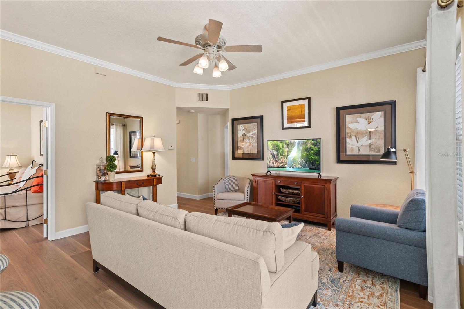 Image 16 of 34 For 7628 Bay Port Road 43