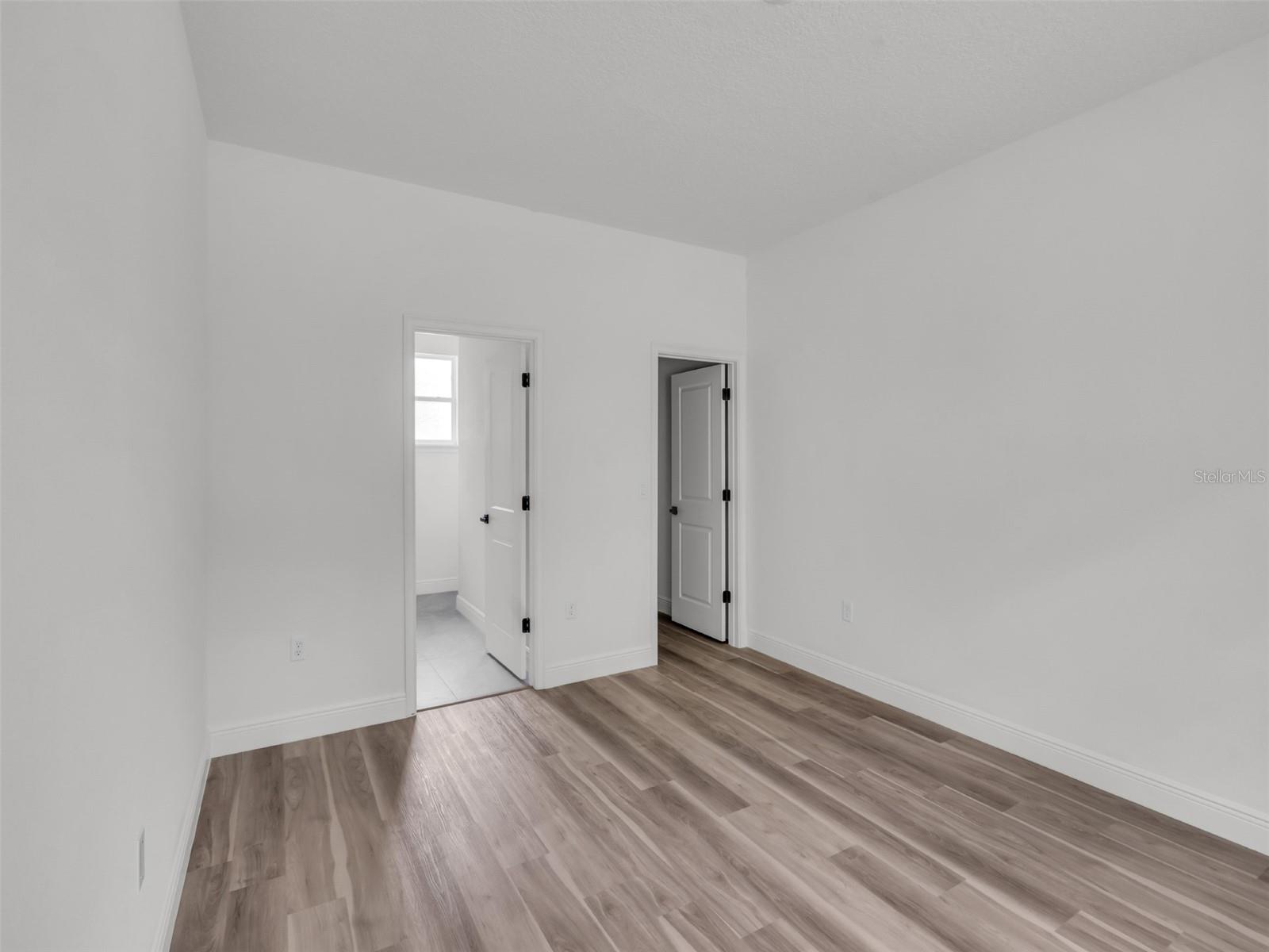 Image 13 of 25 For 2071 Doral Court