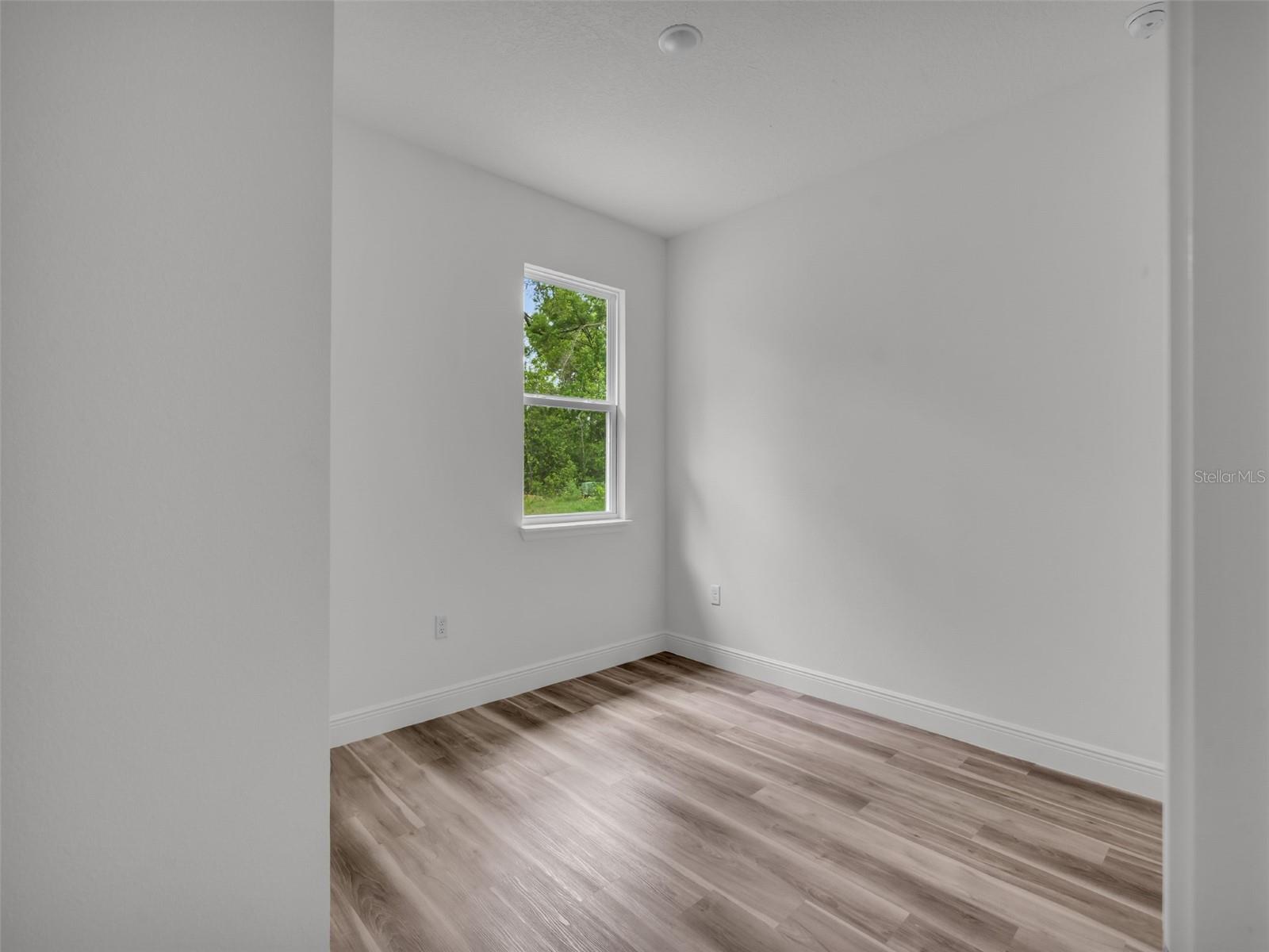 Image 18 of 25 For 2071 Doral Court