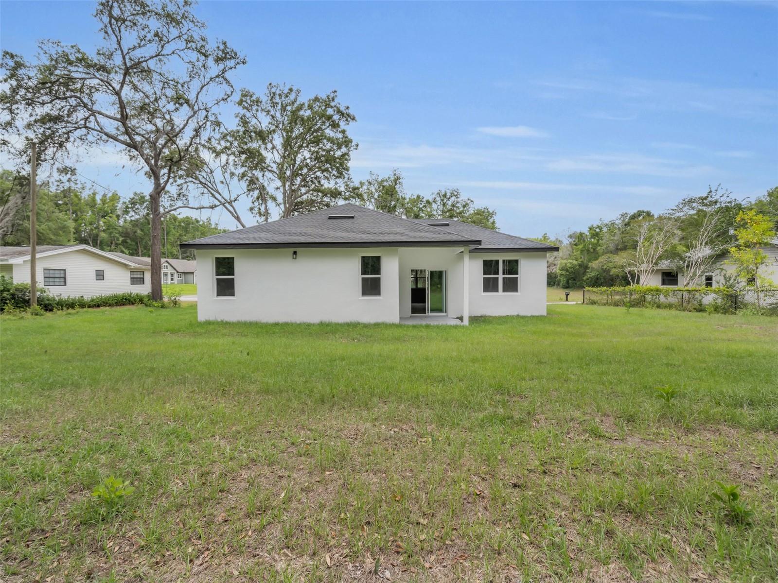 Image 21 of 25 For 2071 Doral Court