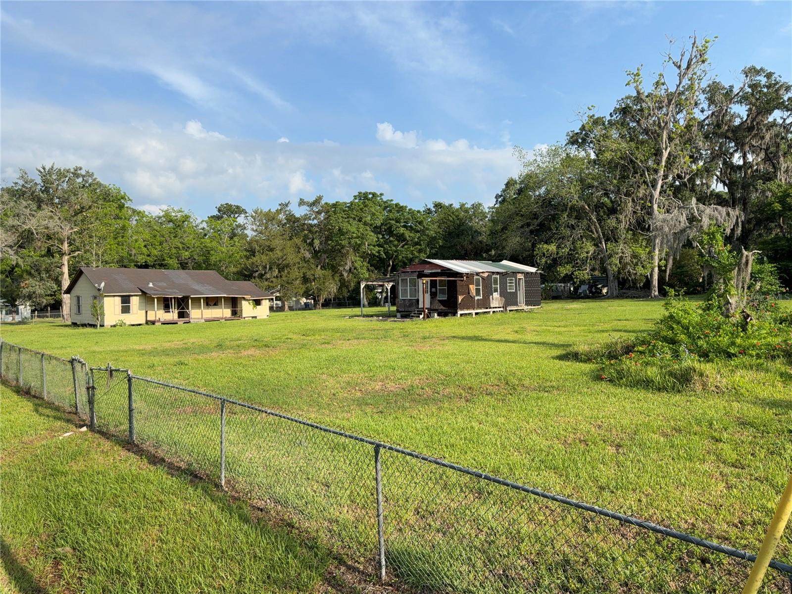 Image 4 of 16 For 9058 Parrish Avenue