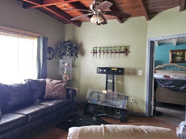Image 13 of 17 For 3737 Magoon Avenue