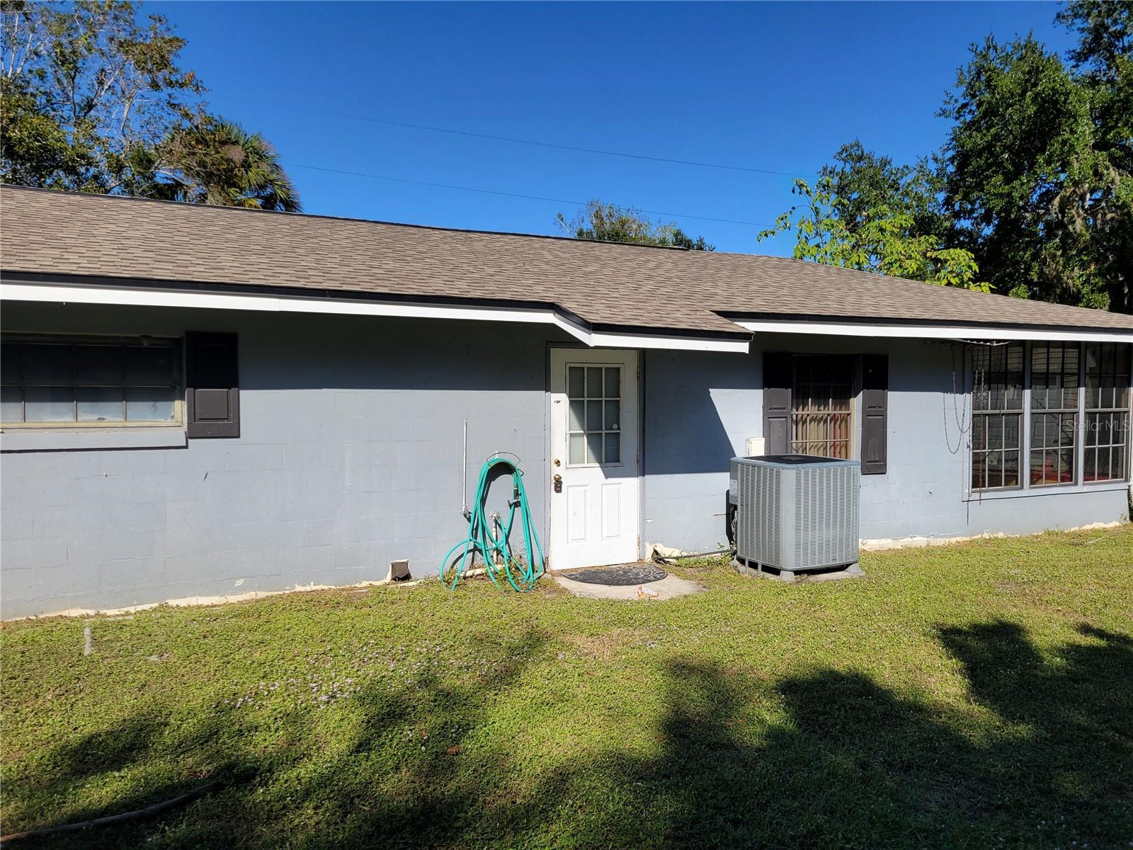 Image 4 of 17 For 3737 Magoon Avenue