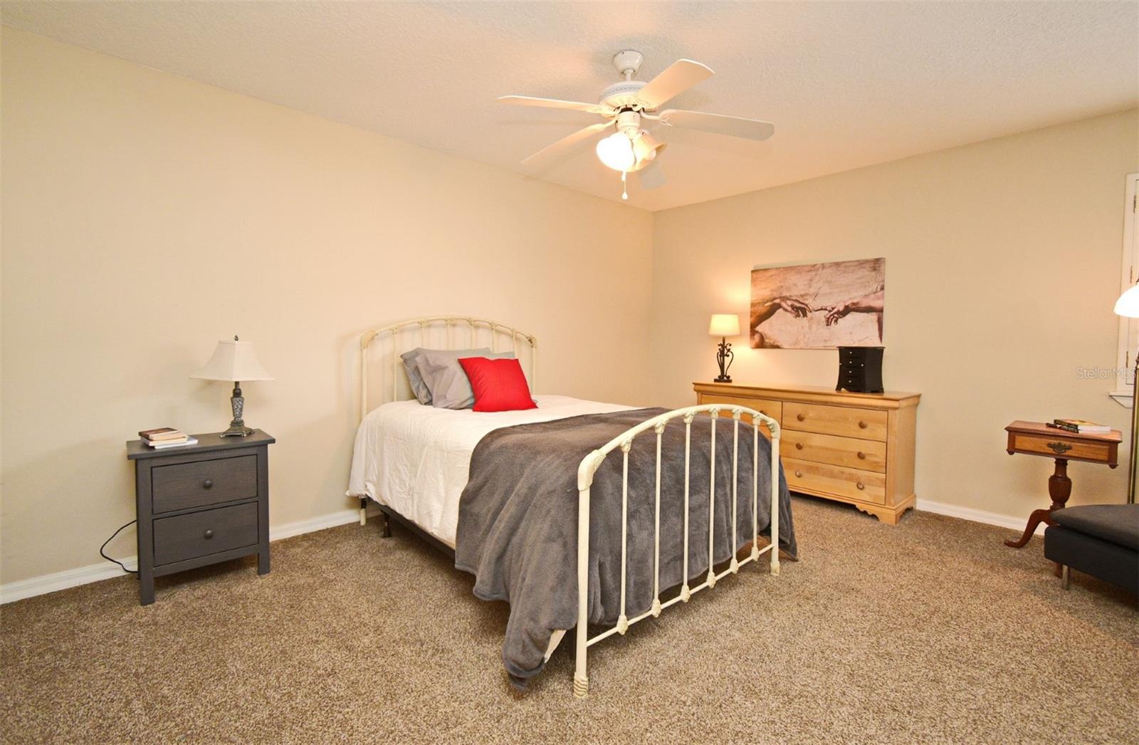 Image 13 of 30 For 677 Post Oak Circle 115