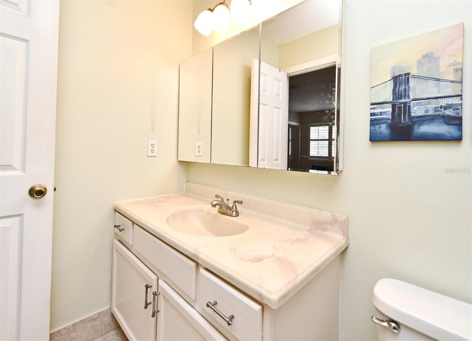 Image 17 of 30 For 677 Post Oak Circle 115