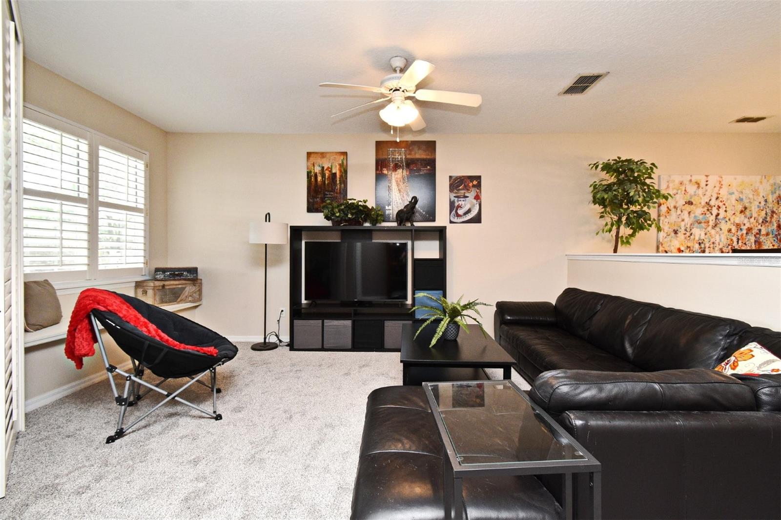 Image 8 of 30 For 677 Post Oak Circle 115