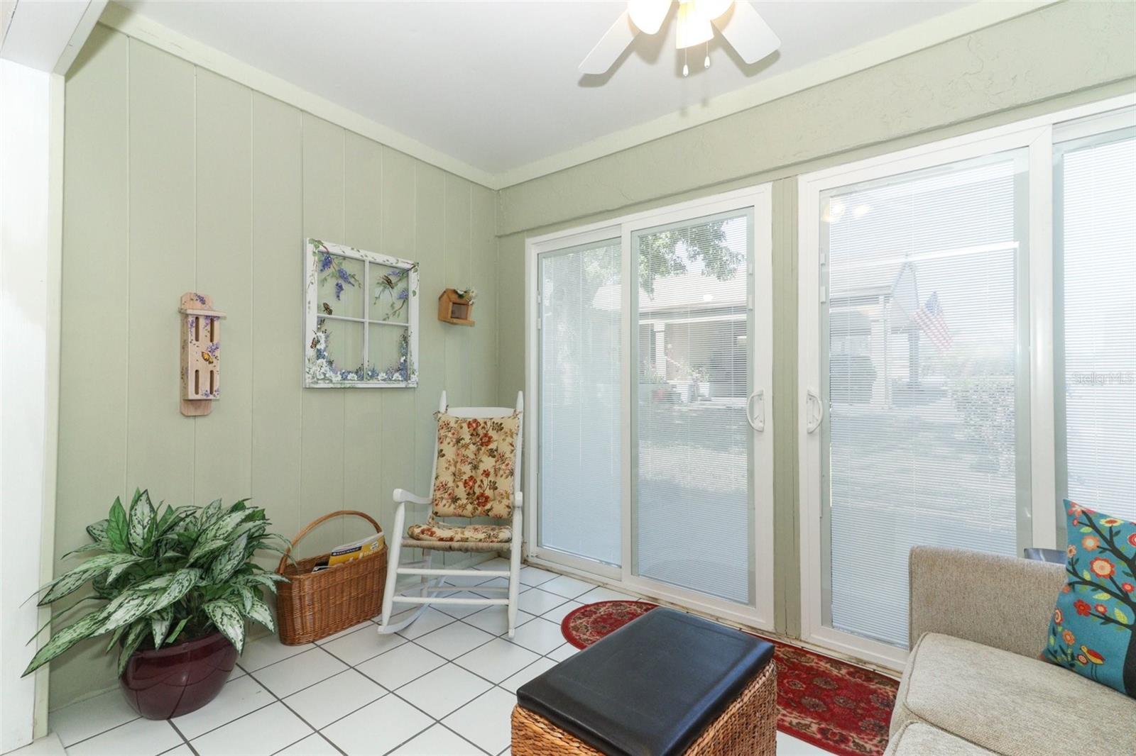 Image 18 of 41 For 474 Windmeadows Street 0