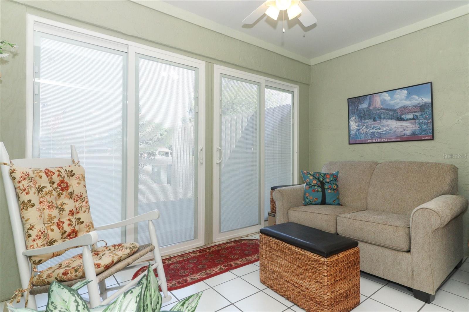 Image 19 of 41 For 474 Windmeadows Street 0