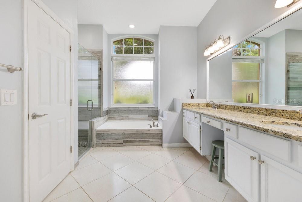 Image 18 of 34 For 1837 Sweetwater West Circle
