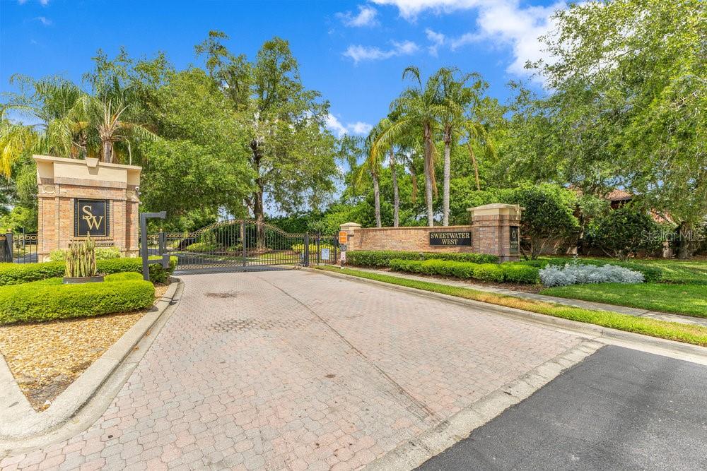 Image 31 of 34 For 1837 Sweetwater West Circle