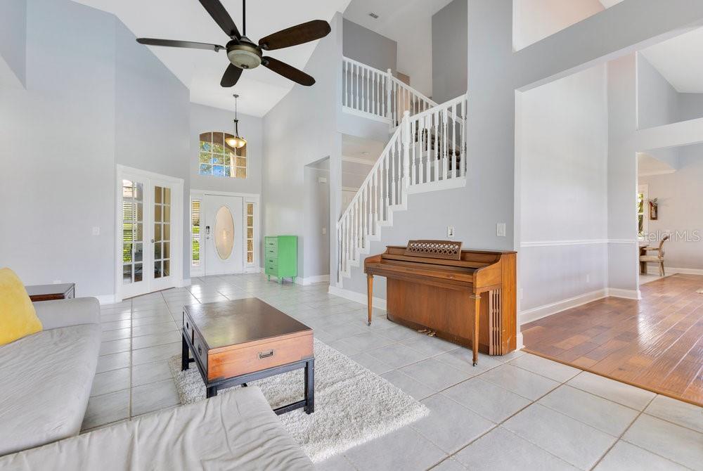 Image 4 of 34 For 1837 Sweetwater West Circle