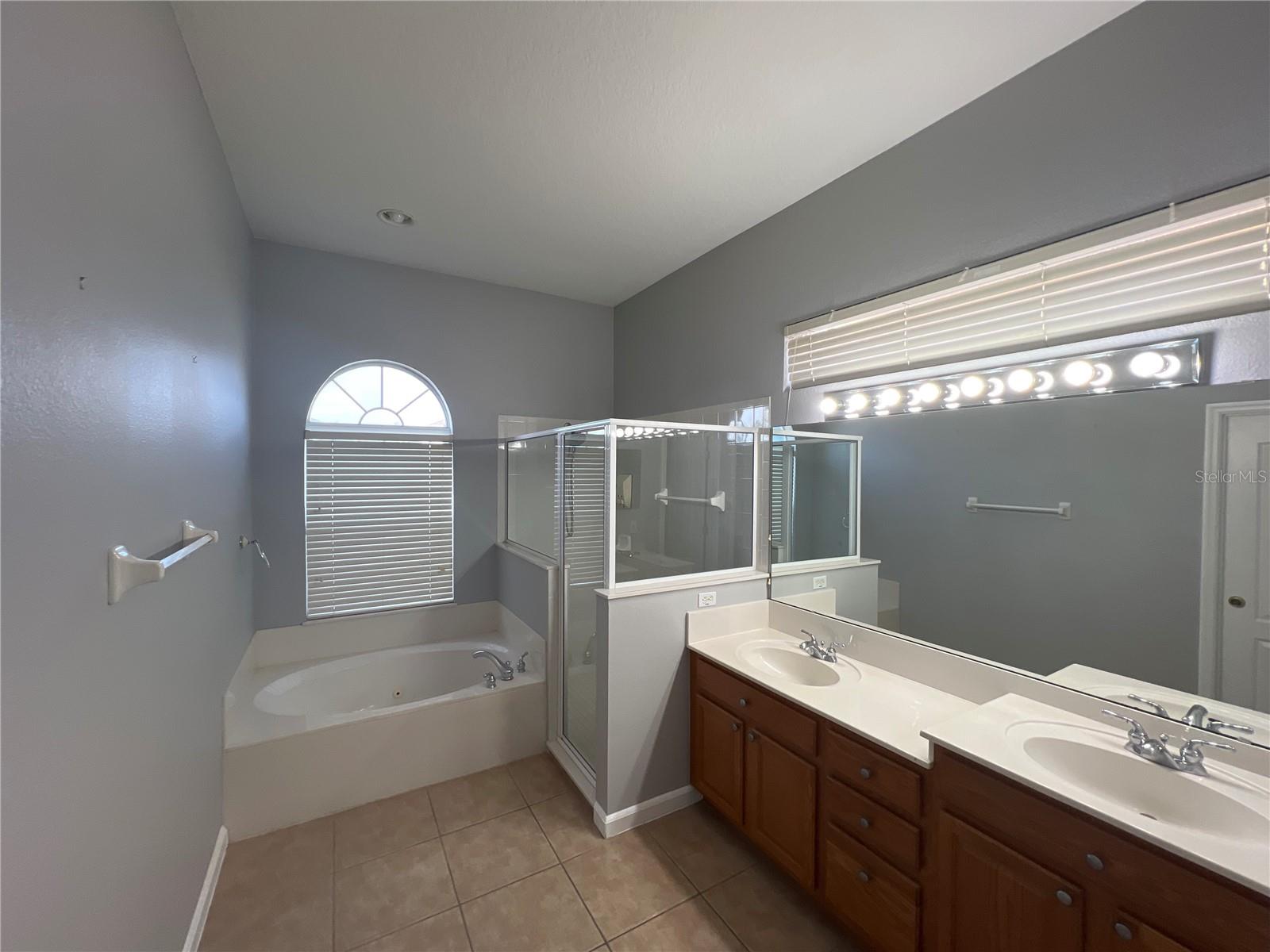 Image 13 of 20 For 151 Prestwick Drive