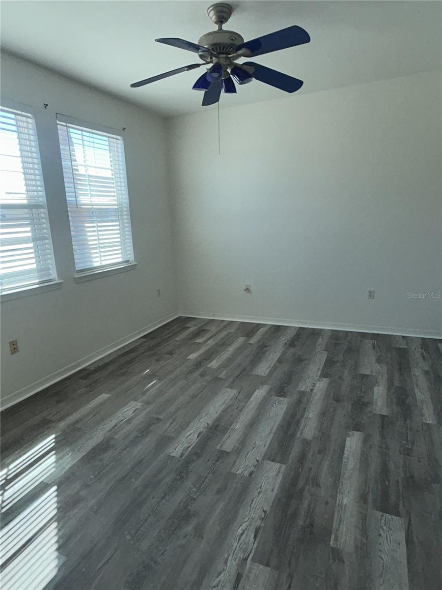 Image 36 of 39 For 6611 Time Square Avenue 103