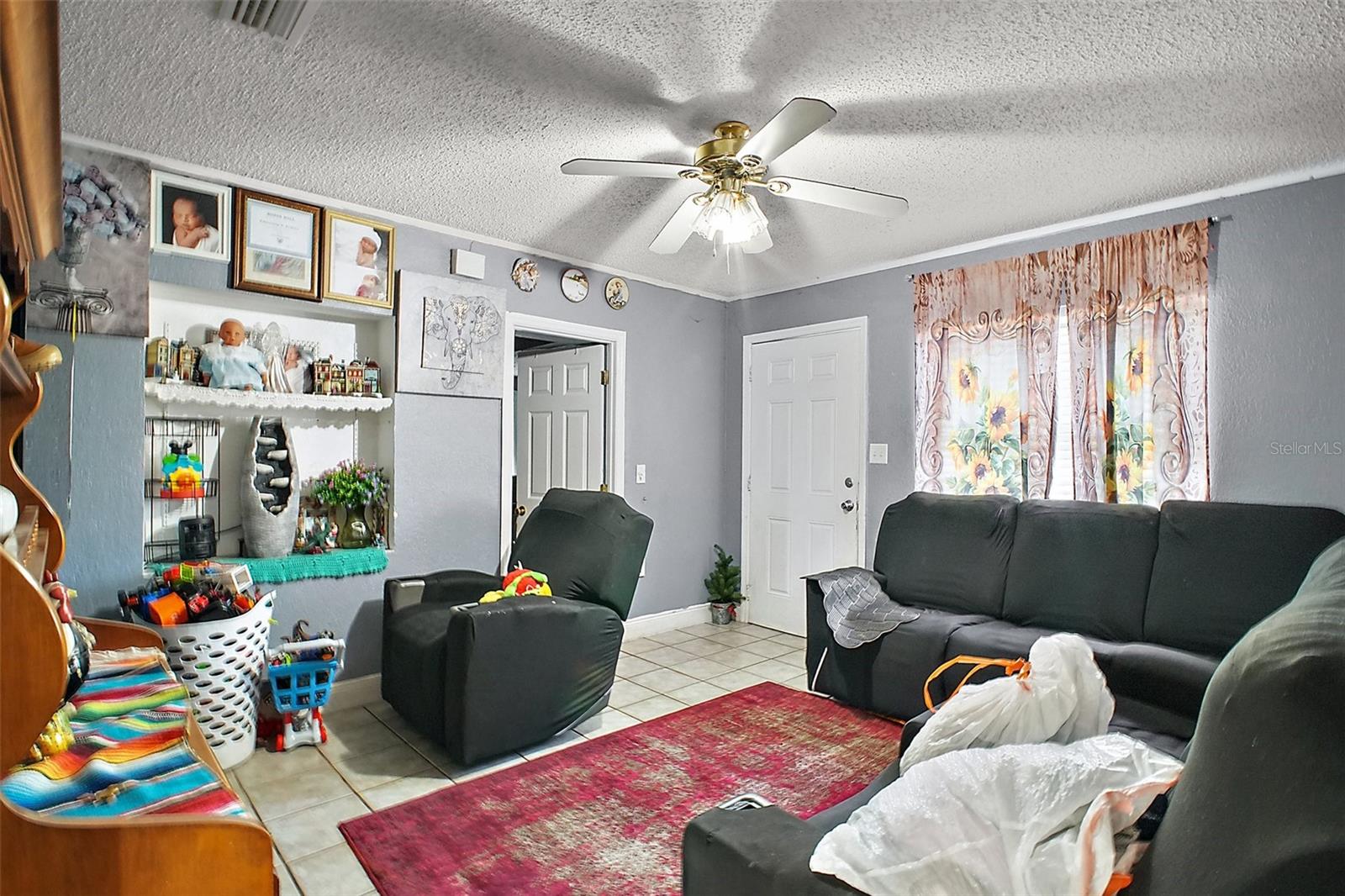 Image 17 of 31 For 2921 Bon Air Drive